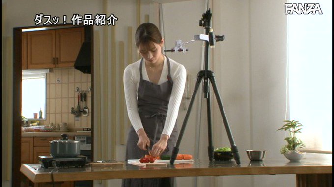 もうすぐ妻が帰ってきます。 美谷朱里 https://t.co/KREdSxkbQG