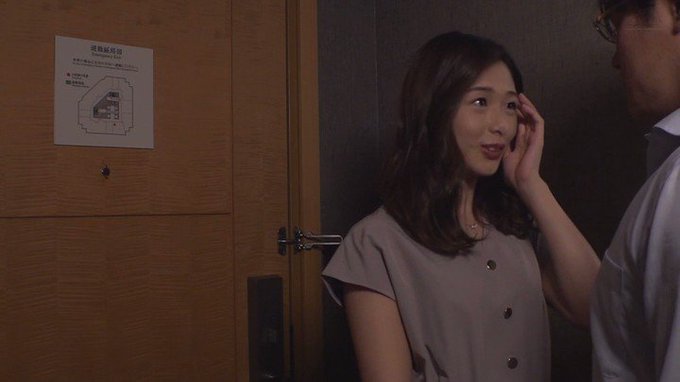 3年ぶりに再会した人妻と朝陽が昇るまで何度も中出ししまくった 川上奈々美 https://t.co/i2kqKyyee5