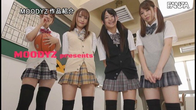 絶対領域 挑発美少女ハーレム学園3 すべすべな太ももに挟まれ身動きできず何度も射精させられる！ https://t.co/iaV2kW2yyK