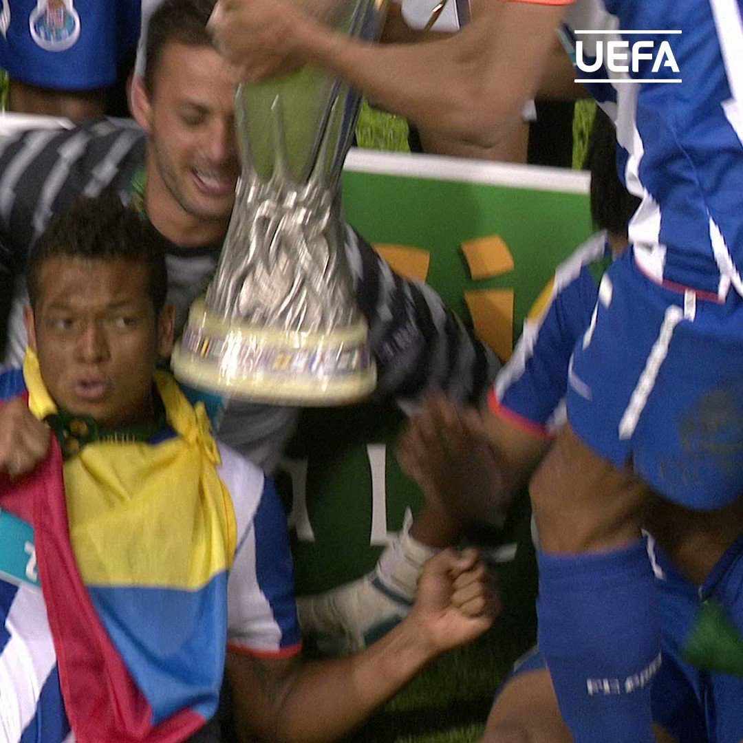    Happy birthday, Álvaro Pereira!  2 0 1 1  | | 