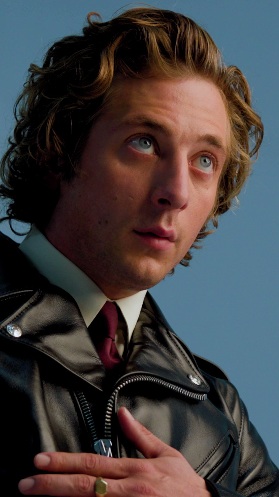 Happy birthday to Jeremy Allen White!

 