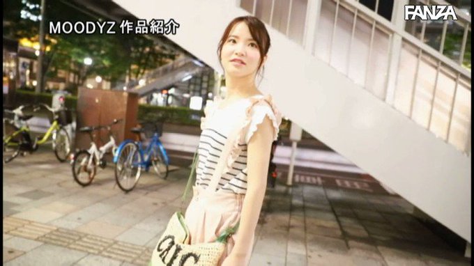 めっちゃ責めたいねん！S男としかHしたことないスレンダー方言美少女がM男を責めたくてS覚醒AVデビュー！！ 南みずき https://t.co/FUBYGw6RW2