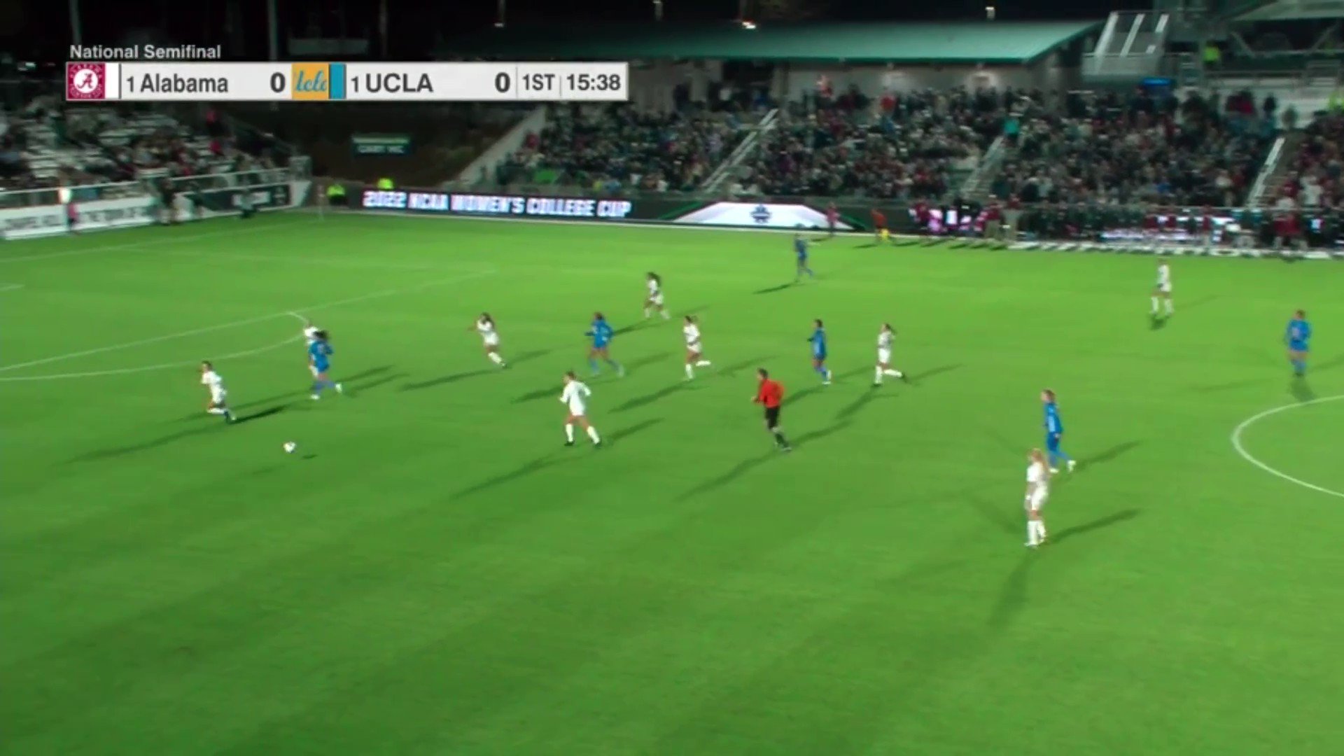 Give @QuincyMcMahon13 her flowers for getting @reilynturner that ball in front of goal to give UCLA the 1-0 lead in the NCAA semifinal!

📺: @ESPNU
📲: