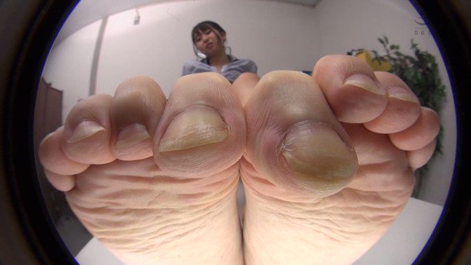 激臭足嗅がせ手コキ https://t.co/8mDWkhpQQM