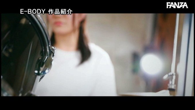 遂に見つけた！ 究極のピンク乳首おっぱい！ 軽音に青春を掛けた現役女子大生が脱いだらGカップ E-BODY専属AVデビュー 七瀬もも https://t.co/HBWqiMB2Y5