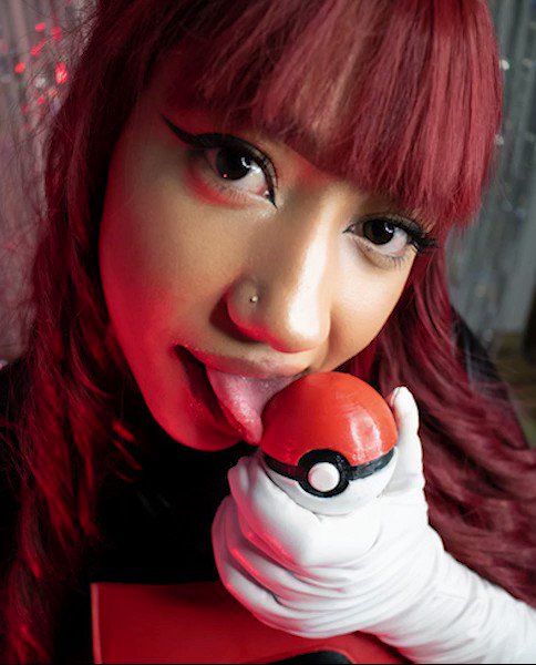 Would you let Camila Sanchez hold your pokeballs? https://t.co/bqv0ePELGt