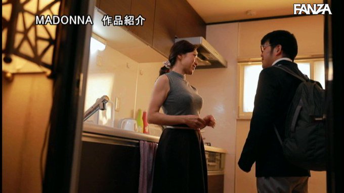 人妻だとエロさが3倍増しになるよね… 
https://t.co/rHiax37sg8