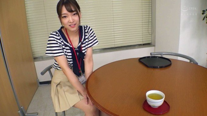 職場で足フェチがバレてしまい女性部下の脚奴●として何度も射精させられる Vol.2 https://t.co/Rwy40zmDuL