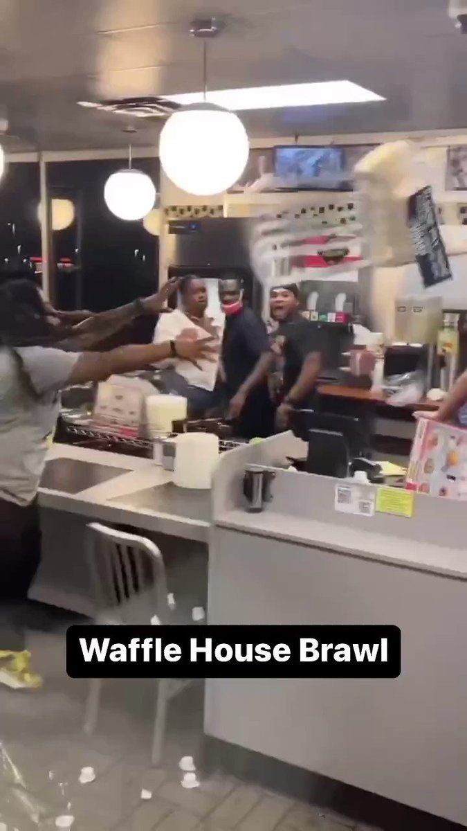 i want good life🌴.💪🇳🇬 on Twitter "RT DailyLoud Angry customers