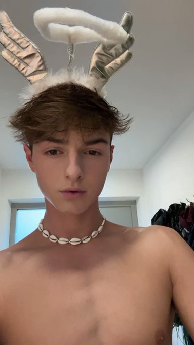 Rt if you want to touch it with your hands ??
.
.
https://t.co/Br39SCRMSc
.
.
#love #gay #boy #happy
