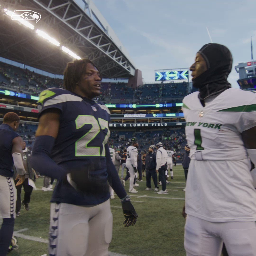 Jets at Seahawks / Twitter