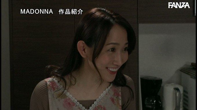 ヌードモデルNTR カメラマンと羞恥に溺れた妻の衝撃的浮気映像 水戸かな https://t.co/bfL7jjiTf2
