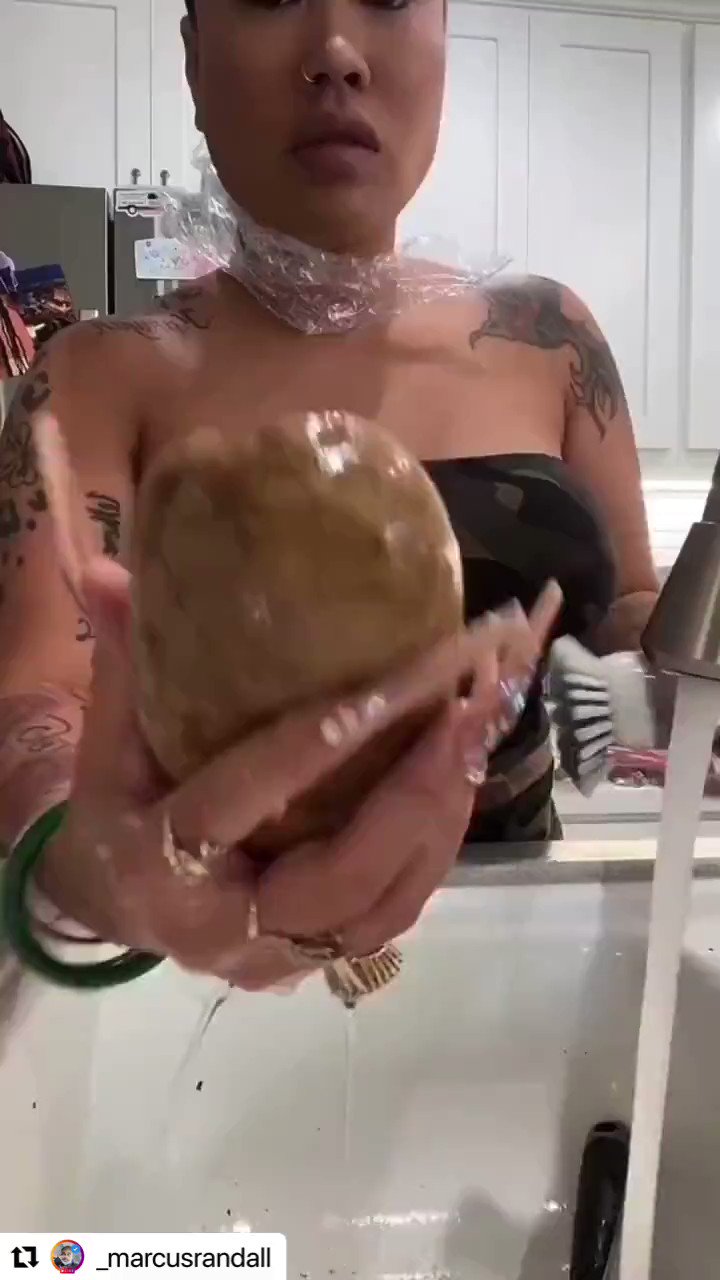 Simran pron