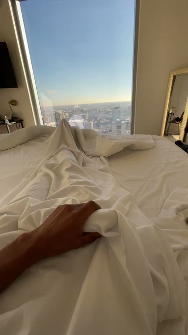 WoodMorning!

Drop your morning wood this a.m! Who is gonna cum help me with mine? https://t.co/nUWm