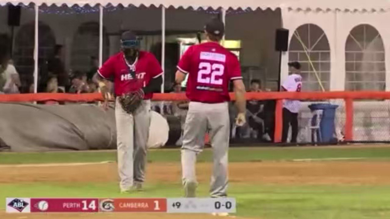 [分享] Josh Reddick 澳職初登板 後援一局無失分