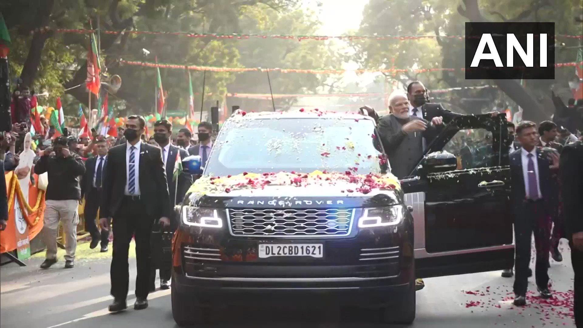 ANI On Twitter WATCH PM Narendra Modi Today Held A Roadshow In ani-on-twitter-watch-pm-narendra-modi-today-held-a-roadshow-in