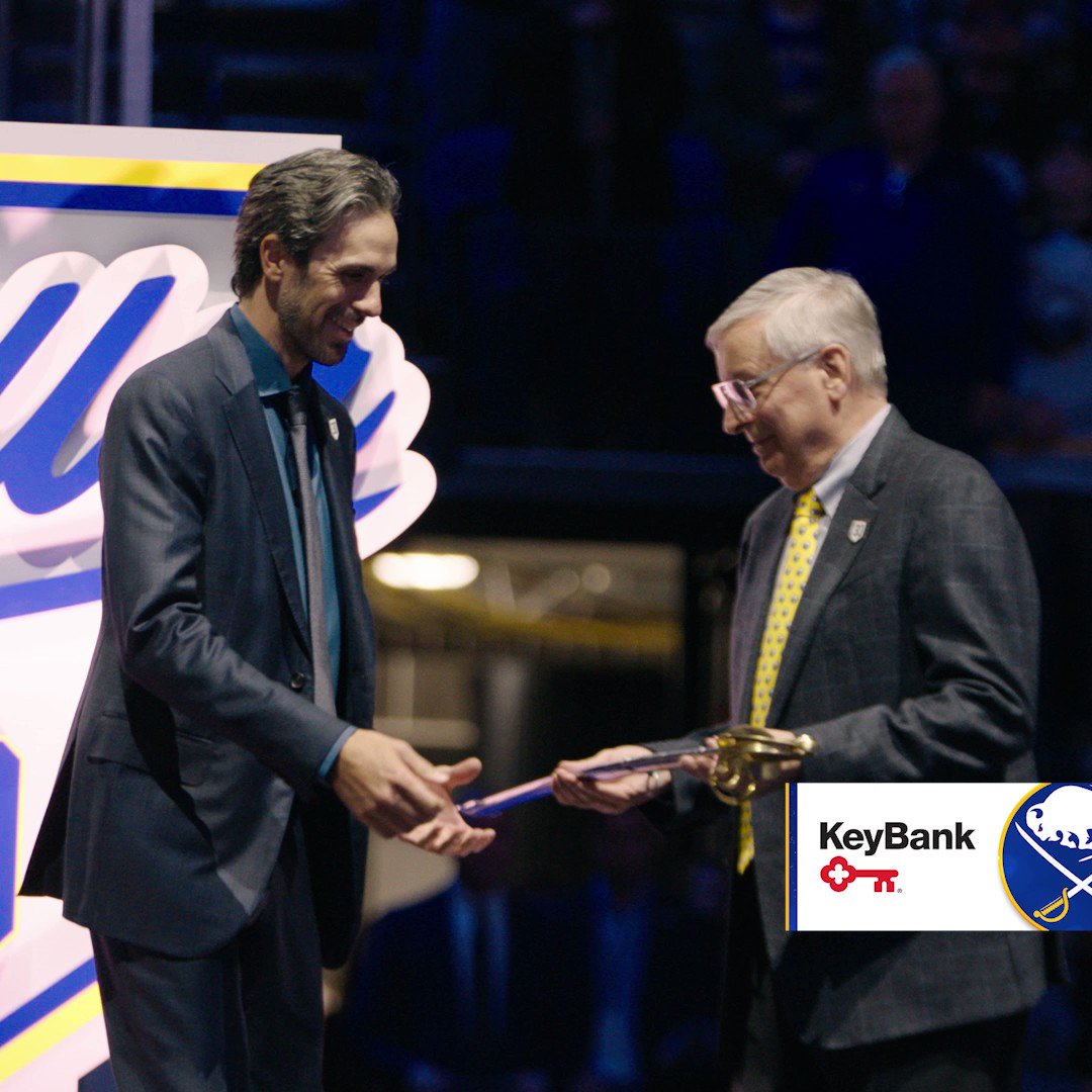 Hobey Baker Award (HobeyBakerAward) / Twitter