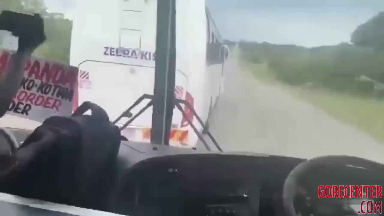 on Twitter "⚠️ ZIMBABWE 🇿🇼 BAD TIME FOR OVERTAKING ☠️🚌