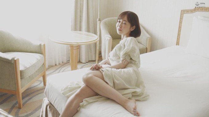 人妻の花びらめくり 篠田ゆう https://t.co/qTD5TzEWRL