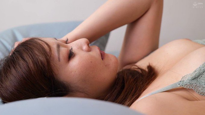 夫のNTR性癖に付き合わされて痴女覚醒する妻

40代の大人の女性が、一番分かってくれることに気付いてしまった。。。
 年上が大好きな人ならいいかも
 https://t.co/3TdliztmOH 
https://t.co/P9zFcQSFIq