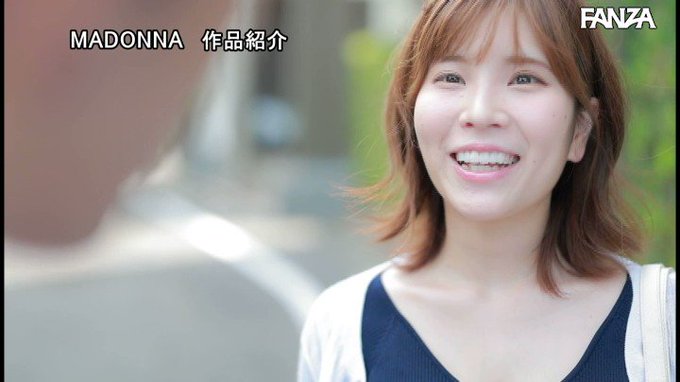 昔俺の事が好きだった地味な幼馴染が、色気漂う巨乳人妻に進化していたので、性欲が尽き果てるまで生ハメしまくった…。 月乃ひな https://t.co/OU4LvS1AwJ