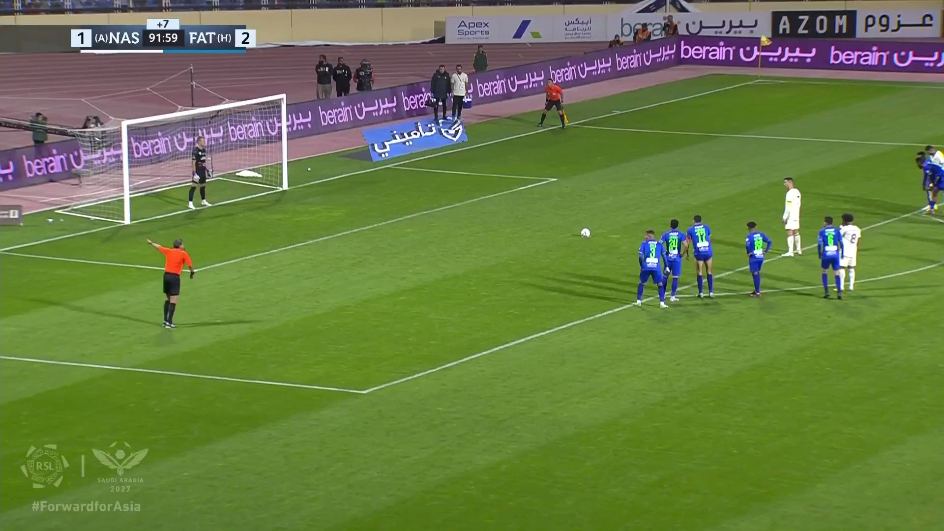 Cristiano Ronaldo scores his first league goal for Al-Nassr. 💥

🎥 @SPL_EN”