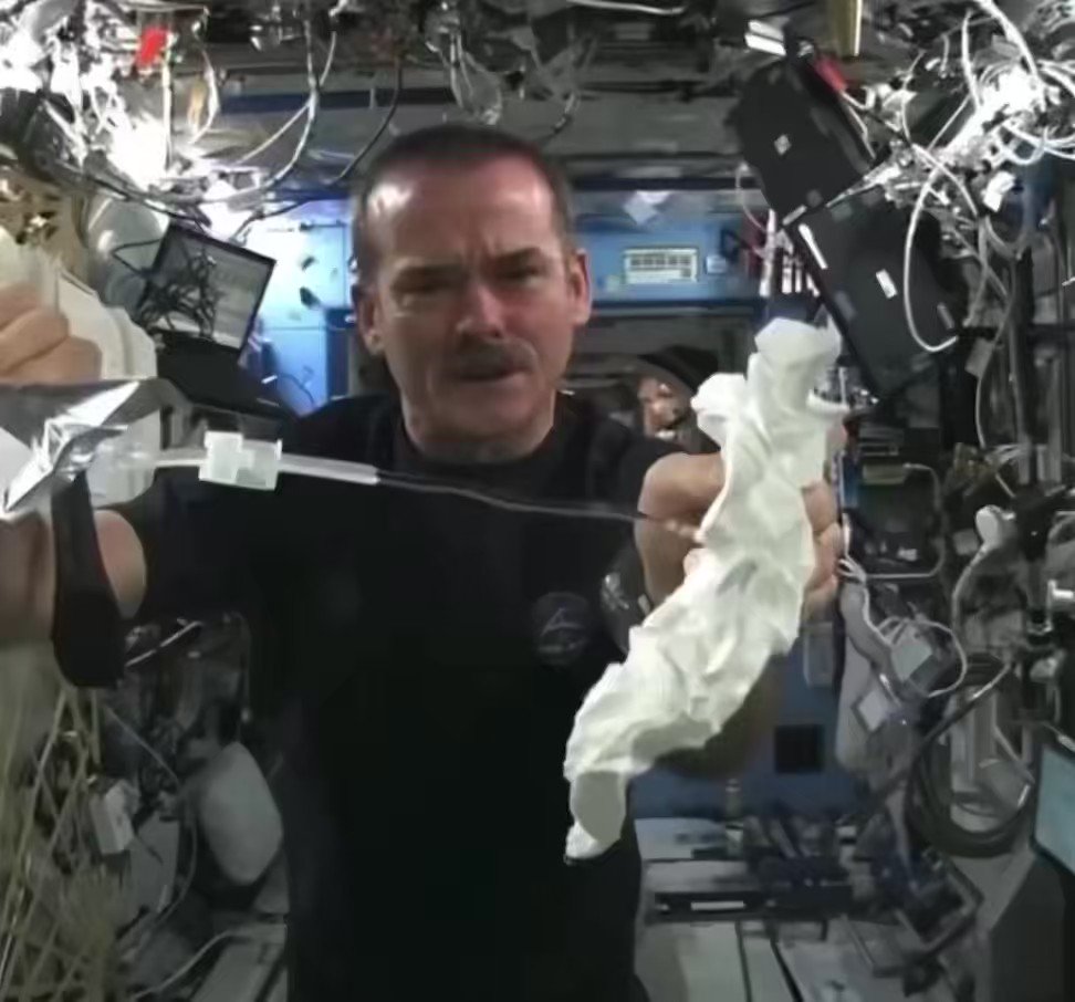 Historic Vids on Twitter "What happens when you wring a wet towel in