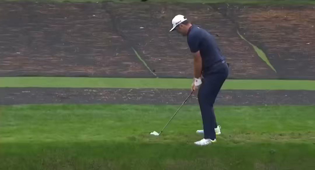 A melhor tacada da história do Golfe? / The best shot in the history o