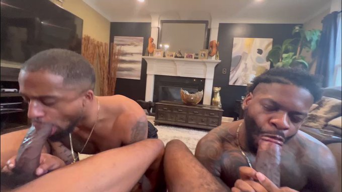 My onlyfans only $6.50 y&rsquo;all better hurry only gonna do 5 subs New Video posted https://t.co/ixHhhnxzrY  