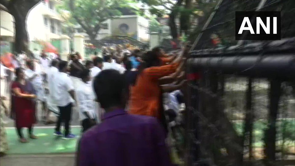 #WATCH | BJP workers hold protest against Kerala state budget in Kochi, Kerala. … #WATCH | BJP workers hold protest against Kerala state budget in Kochi, Kerala. …
