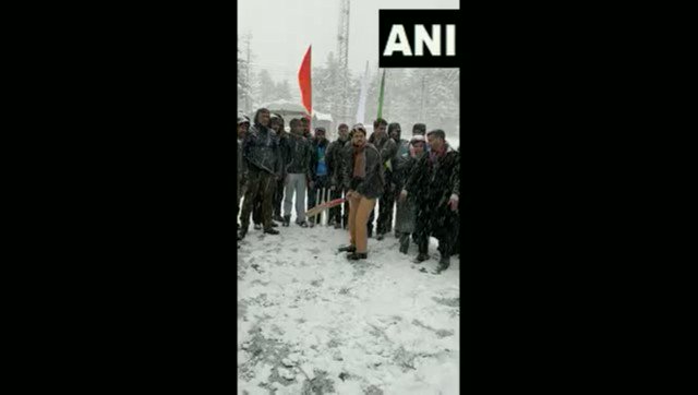 #WATCH | J&K: In Gulmarg, ahead of Khelo India Winter Games, Union Sports Minist…