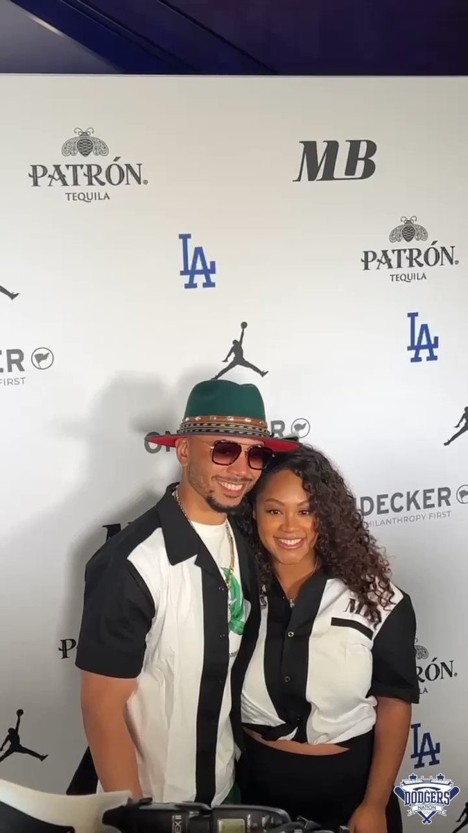 dodgers-nation-on-twitter-mookie-brianna-betts-at-mookie-s-first