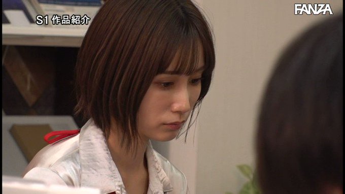 行き遅れ女上司が飲み会で見せた意外と可愛い一面に俺の性欲大暴走した結果。 小島みなみ https://t.co/DK5gn4kAZD