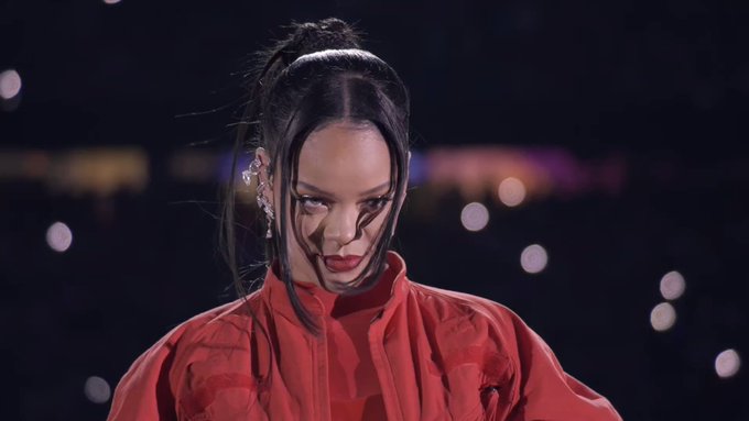 Full Video Of Rihanna’s SuperBowl

#SuperBowl #SuperBowlLVII #Rihanna #HalftimeShow #RihannaSuperBowl