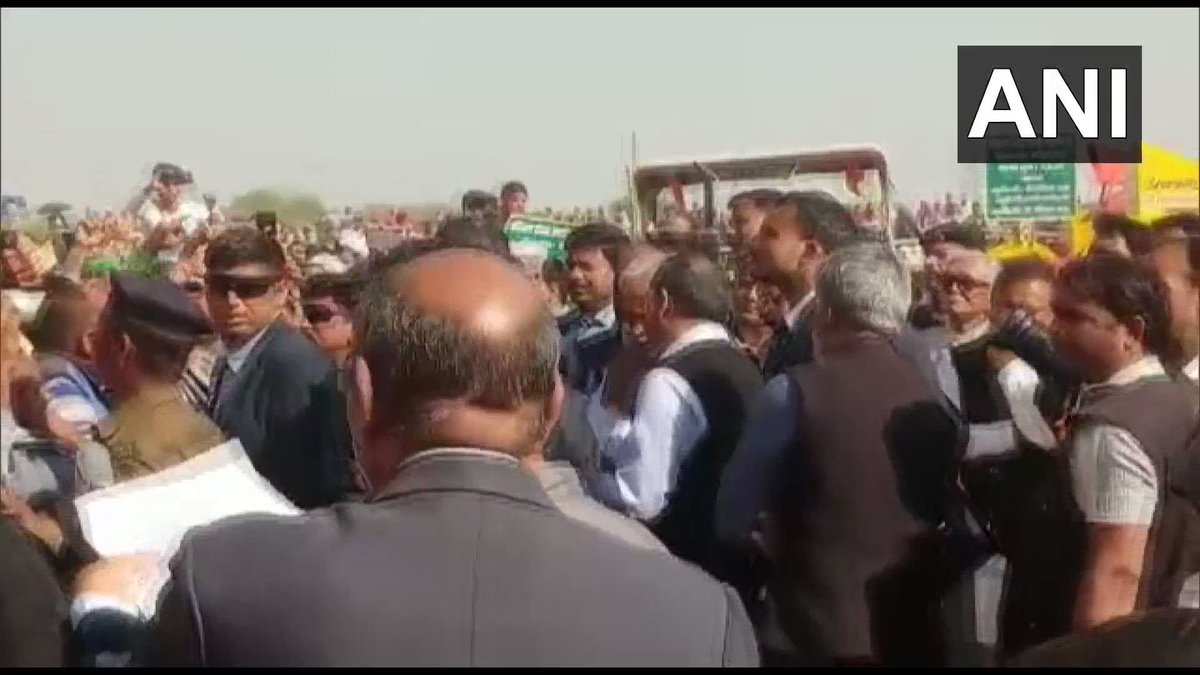 #WATCH | Bihar: A part of a broken chair was hurled towards Bihar CM Nitish Kuma… #WATCH | Bihar: A part of a broken chair was hurled towards Bihar CM Nitish Kuma…