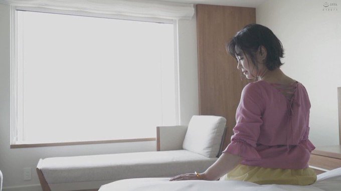 人妻の花びらめくり 綾瀬麻衣子 https://t.co/t1A6WV7zoy