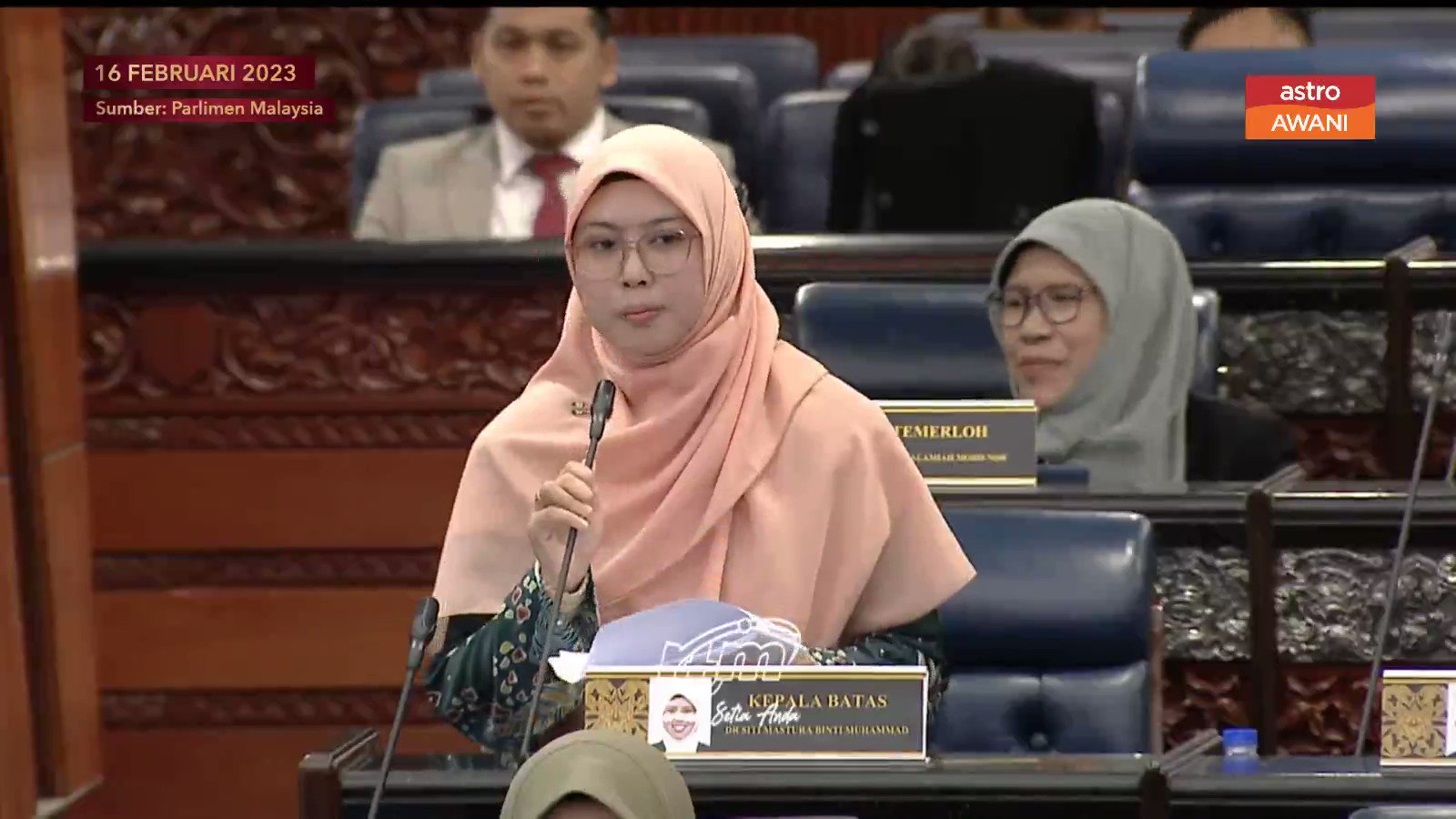 Astro AWANI on X: ""Panas takpe tapi jangan koyak," kata YB Kepala Batas, Siti Mastura Muhammad ketika YB Jelutong bangkitkan kenyataan yang mengelirukan Dewan Rakyat. RSN Rayer kemudian menjawab "Yang koyak siapa