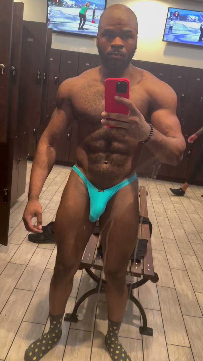 Cassiclavender24 on X: RT @DickyVonJames: Can you spot me ? Seeking a  dependable weightlifting partner t.co7mryzwq61s  X