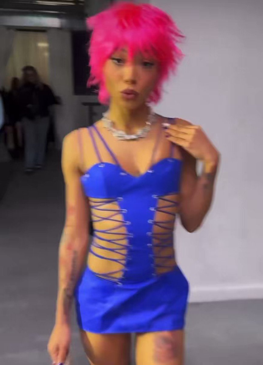 the-female-rap-room-on-twitter-rt-gyarukillua-this-look-is-so-cute