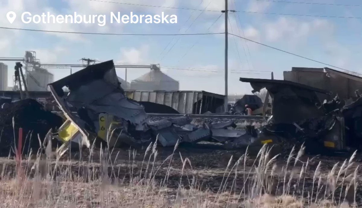 ANOTHER TRAIN DERAILMENT: Hazmat Team Dispatched Following Train Derailment in Nebraska FNuM2UDkREoTbmwW