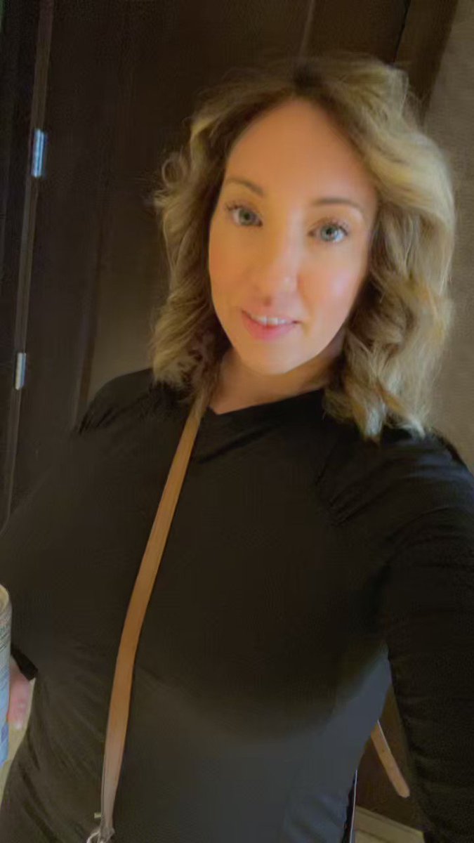 Kelly Divine kellydivine