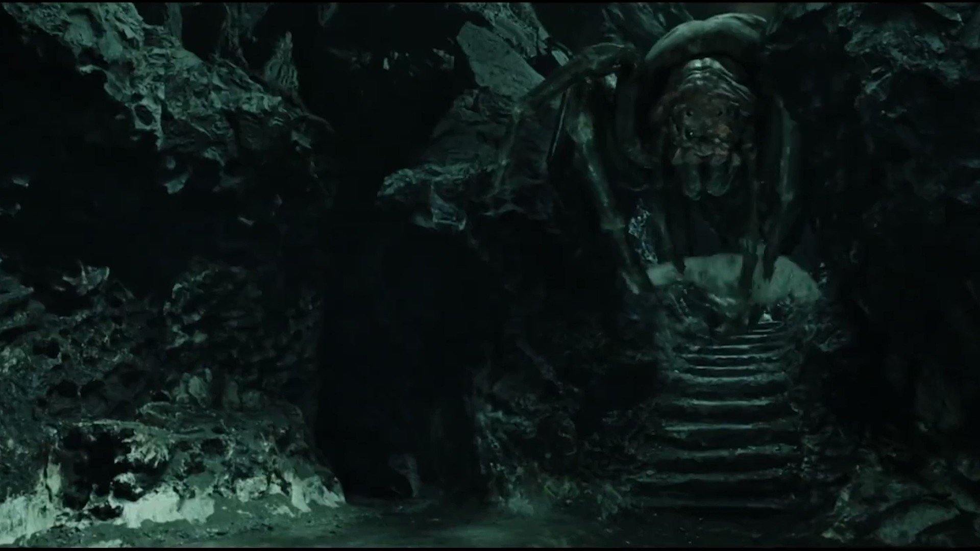 Happy 52nd birthday to the legendary Sean Astin! 