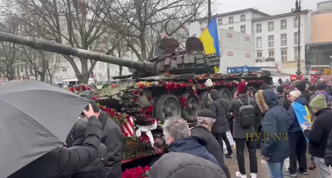 [問卦]這些歐美反戰抗議活動是不是假的？