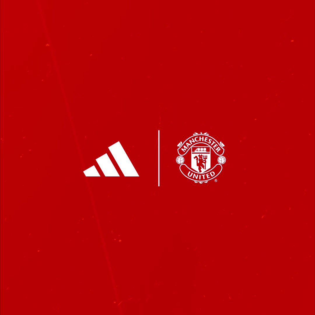 Manchester united top adidas wallpaper