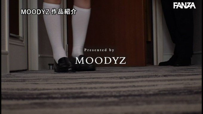 担任教師の僕は生徒の誘惑に負けて放課後ラブホで何度も、何度も、中出ししてしまった… 本田のえる https://t.co/akEvTzN5ED