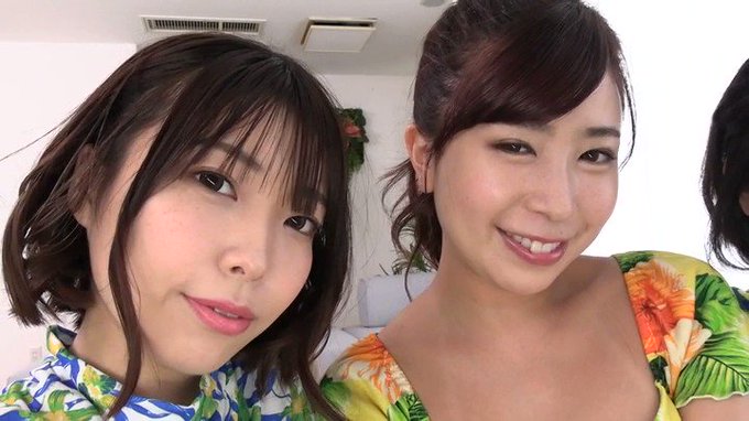 騎乗位でSEXしながらずっとベロチューと乳首弄り、パウダー使ってさわさわ睾丸弄られ続けながら90分間イクのを禁止される早漏男子には拷問すぎる4Pハーレム https://t.co/b0IV6qkGGE