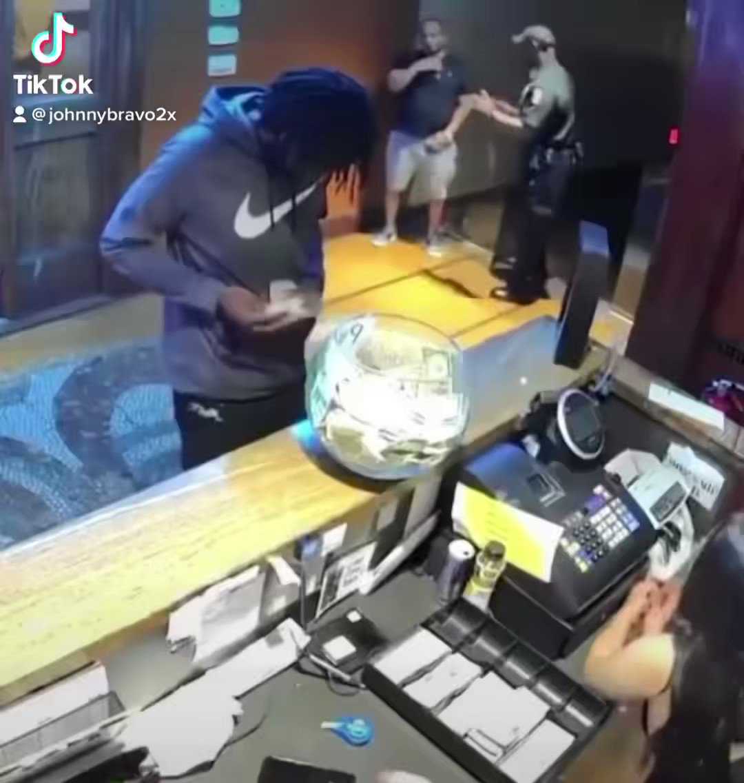 Dallas Texas TV on Twitter: "This guy taking the whole the tip jar at