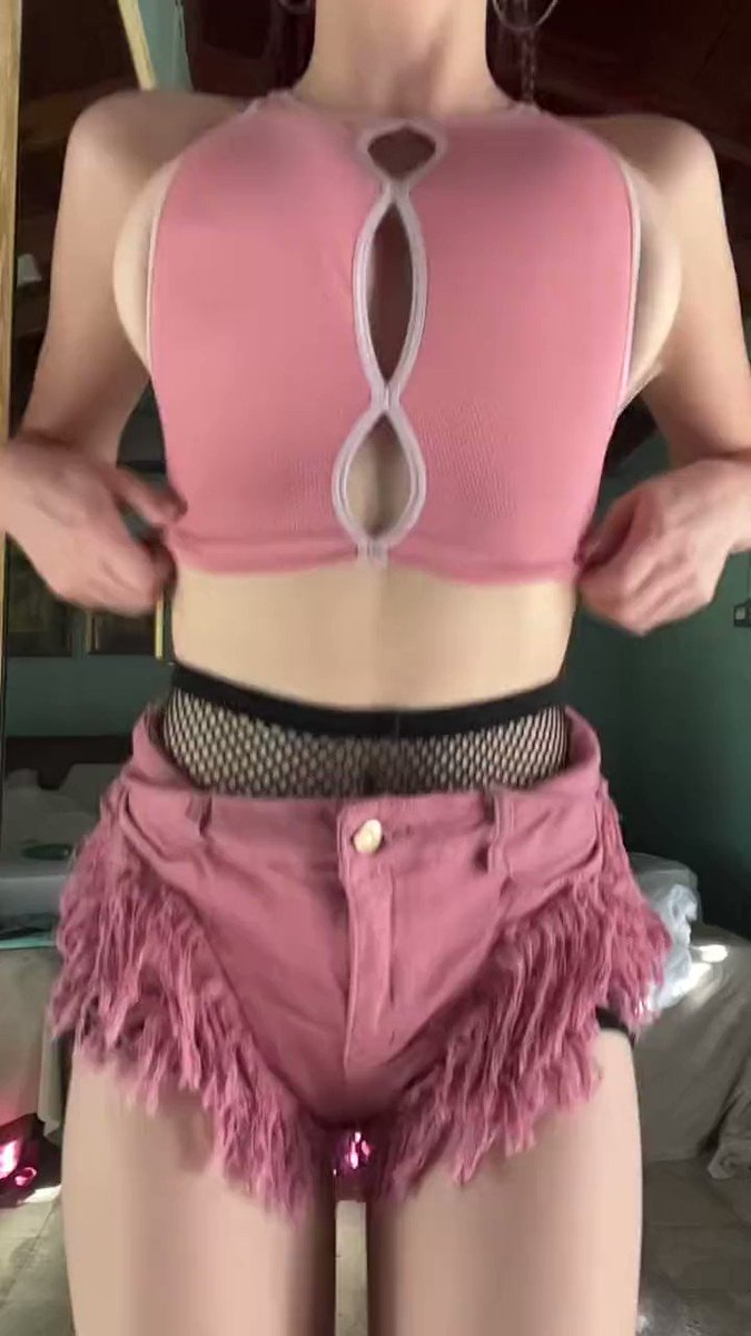 Video oleh @morenudestl