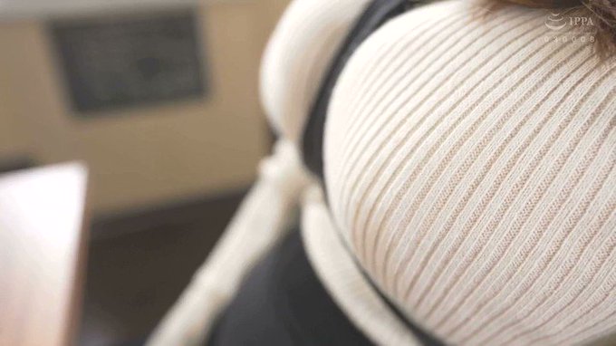 至極のスライムおっぱい姉妹～夢のWポニョ乳～極限包容力Mカップの妹オッパイ編

エロすぎでしょこれ… 
https://t.co/3APImrvv9e