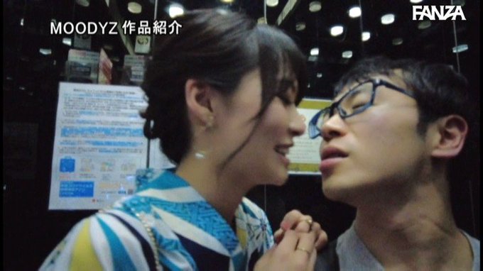 「今！ココで！キスできたら、今日は中出しさせてアゲルっ」 イジワル小悪魔が路チュー挑発でM男くんをオトすどっきどき接吻デート！ご褒美逆種付けSEXでキンタマスッカラカンになった僕… https://t.co/CdZYMI2qVx
